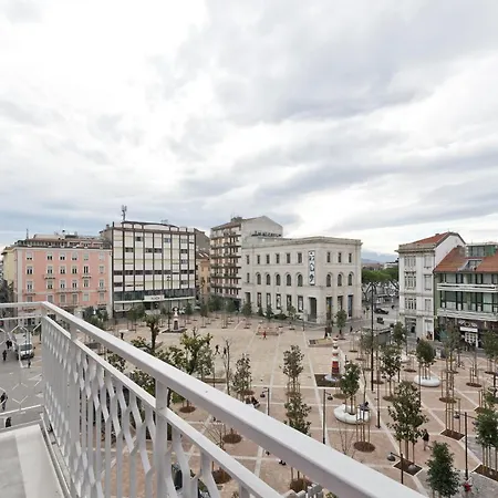Elapartment *
