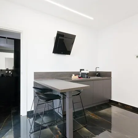 Elapartment *